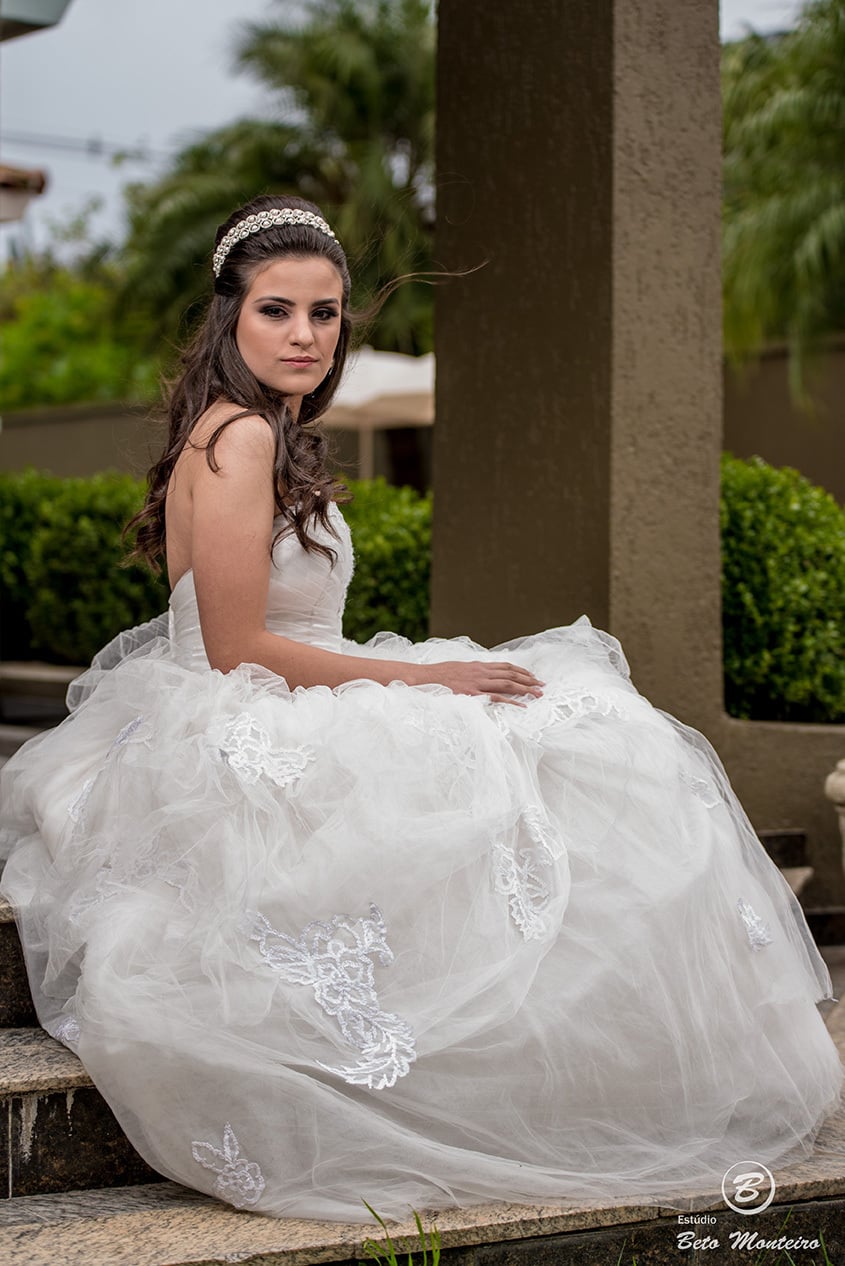 fotografo 15 anos curitiba - cinegrafista 15 anos curitiba - 15 anos curitiba - debutante - aniversario de 15 anos - manuela correa - fotografia - book de fotos - curitiba - estudio beto monteiro - casa donaire - vestido branco