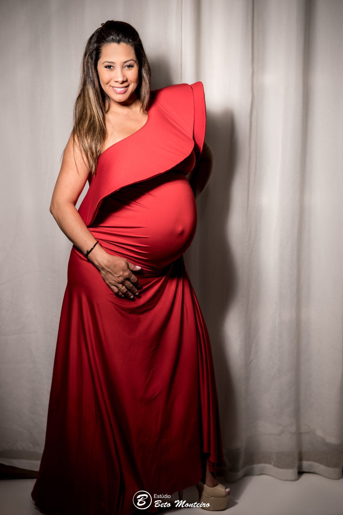 Book Gestante e Família em Curitiba - Book de gestante em estúdio - ensaio de gestante - book em estúdio - sessão fotográfica - Grávida - Gestação - Estúdio Beto Monteiro - Tatiane - Robson - Amauri - Miguel