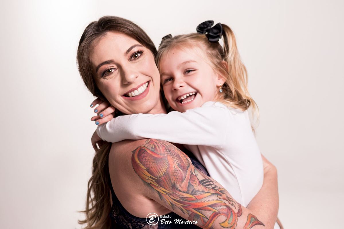 Book Gestante e Família em Curitiba - Book de gestante em estúdio - ensaio de gestante - book em estúdio - book externo - ensaio gestante externo - sessão fotográfica - Grávida - Gestação - Estúdio Beto Monteiro - Pâmela- Renato - Julieta - Lorenzo - Pets