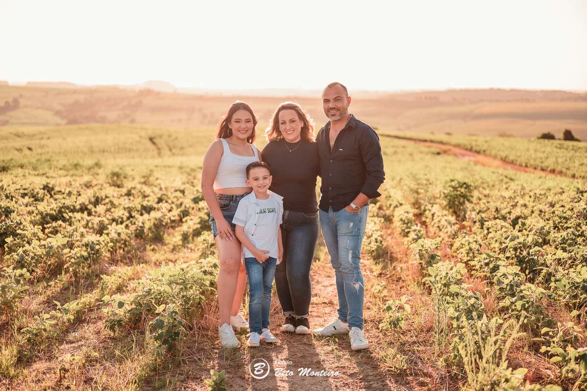 Aniversário de 15 anos - Foto e Filmagem - Debutante - Estúdio Beto Monteiro - Curitiba - fotografo de 15 anos - fotógrafa - sessão de fotos - book de fotos - book de 15 anos - fotografo - espaço do campo - vestido de debutante - Lais - Lais Gavloski