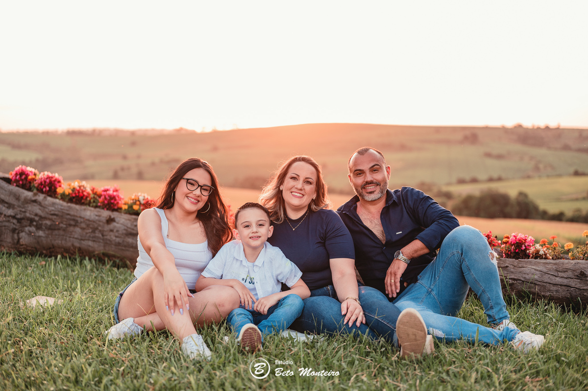 Aniversário de 15 anos - Foto e Filmagem - Debutante - Estúdio Beto Monteiro - Curitiba - fotografo de 15 anos - fotógrafa - sessão de fotos - book de fotos - book de 15 anos - fotografo - espaço do campo - vestido de debutante - Lais - Lais Gavloski