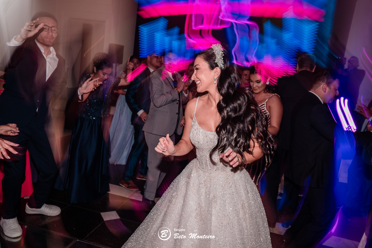 fotografo de casamento - videos de casamento - filmagem - casamento - cinegrafista - filmmaker - wedding - produtora - curitiba - estudio beto monteiro - casal - pre wedding - emma e carlos - castello reale - colombo - casamento externo