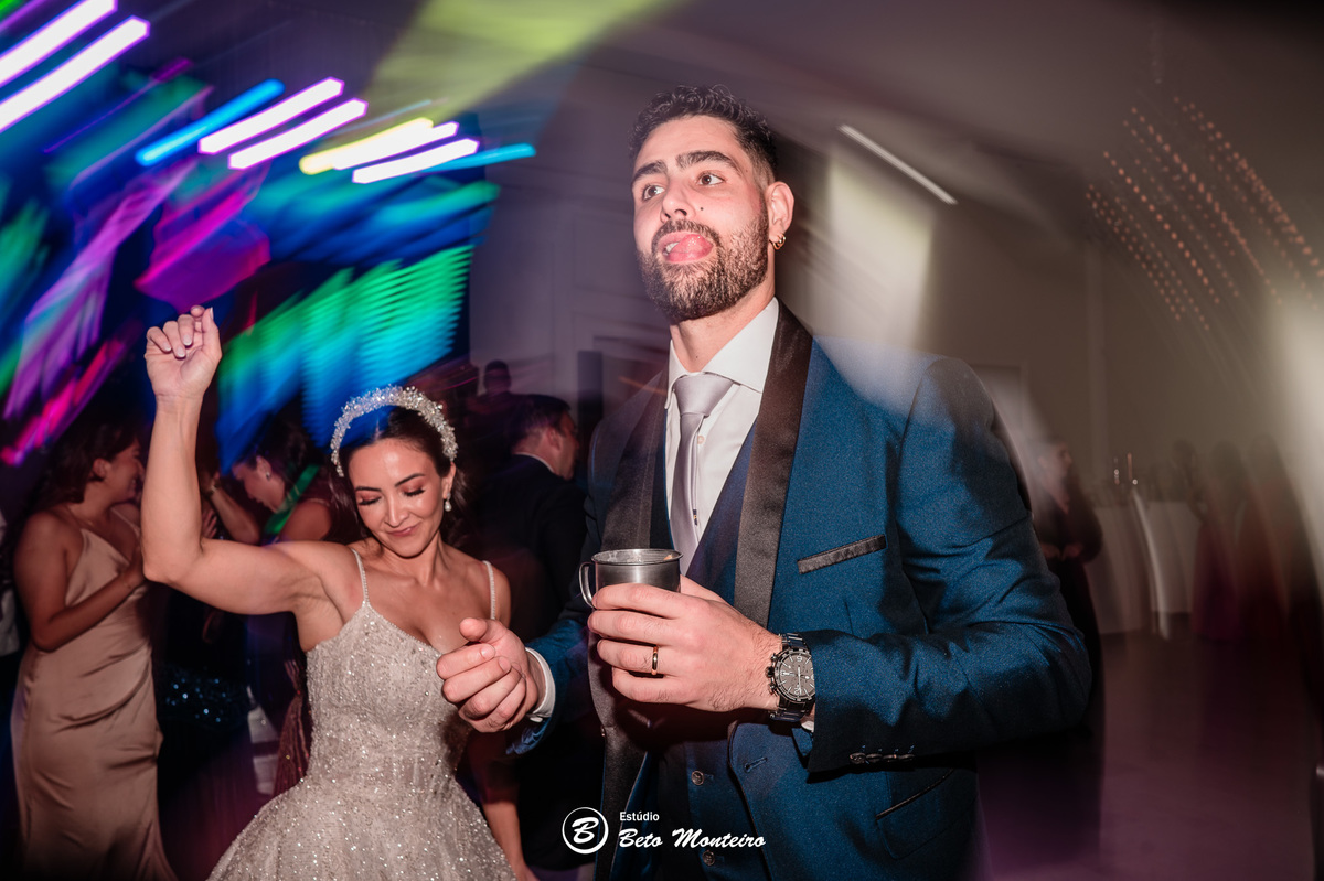 fotografo de casamento - videos de casamento - filmagem - casamento - cinegrafista - filmmaker - wedding - produtora - curitiba - estudio beto monteiro - casal - pre wedding - emma e carlos - castello reale - colombo - casamento externo
