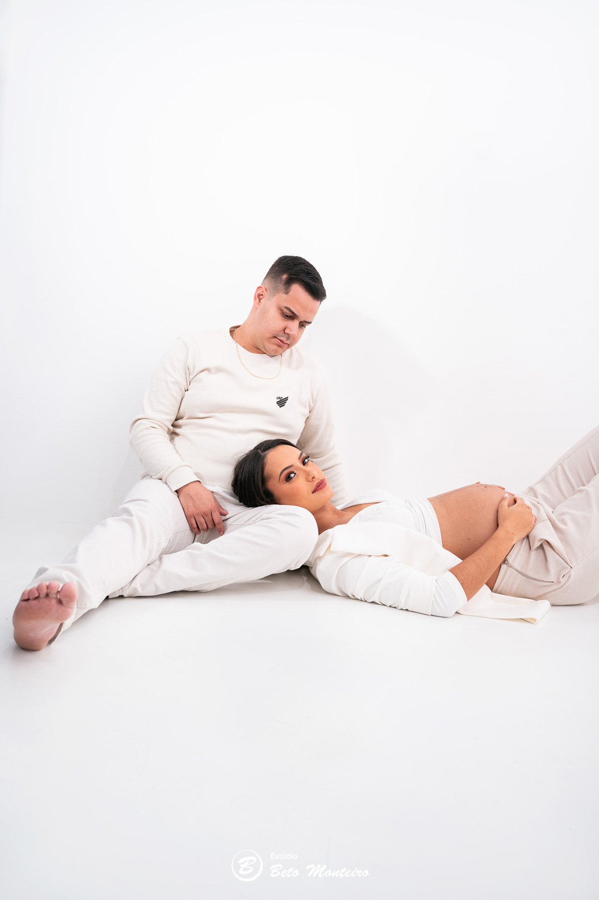 Book Gestante e Família em Curitiba - Book de gestante em estúdio - ensaio de gestante - book em estúdio - sessão fotográfica - Grávida - Gestação - Sessão de gestante - Estúdio Beto Monteiro - Jady - Daniel - Samuel