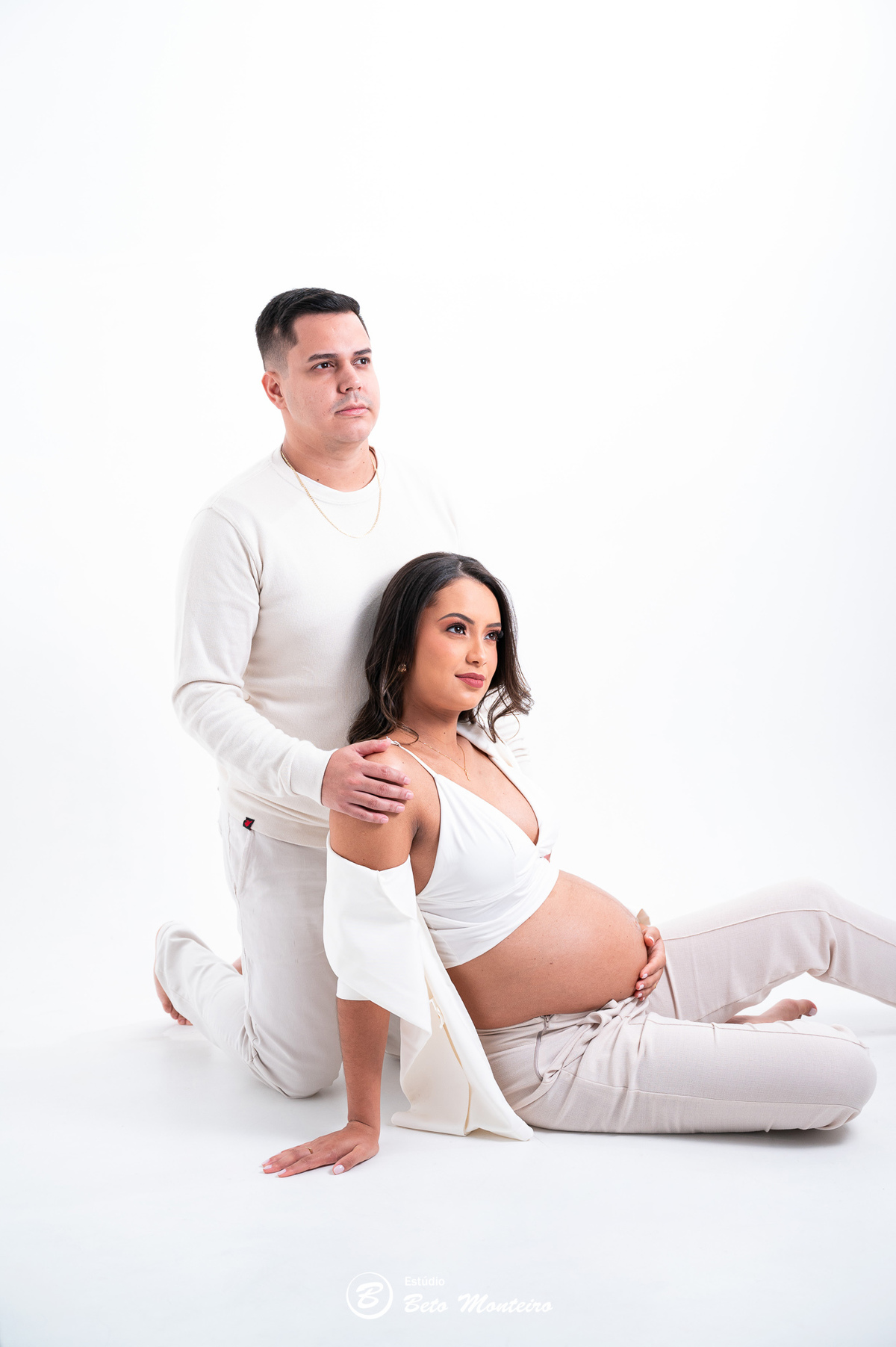 Book Gestante e Família em Curitiba - Book de gestante em estúdio - ensaio de gestante - book em estúdio - sessão fotográfica - Grávida - Gestação - Sessão de gestante - Estúdio Beto Monteiro - Jady - Daniel - Samuel