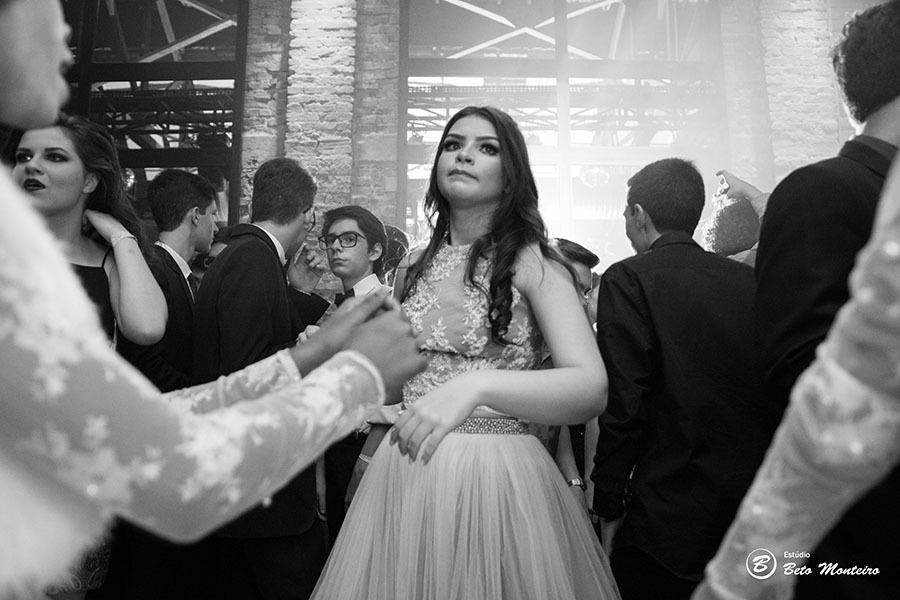 Aniversário de 15 anos da Giullia Camila Bortoto - foto - filmagem - cabine de fotos - curitiba - londrina - estúdio beto monteiro - book - debutante