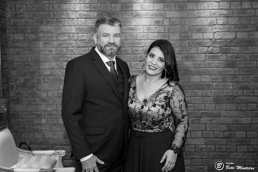 Aniversário de 15 anos da Giullia Camila Bortoto - foto - filmagem - cabine de fotos - curitiba - londrina - estúdio beto monteiro - book - debutante