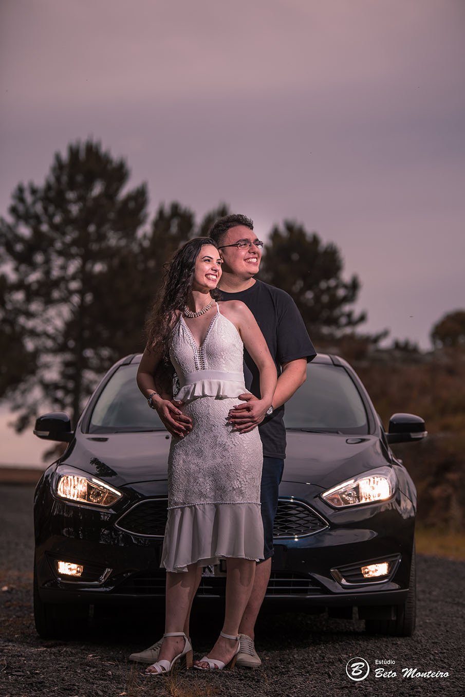 Casamento - Wedding - Pré-Casamento - Cobertura de casamento - foto e filmagem de casamento - Wedding Day - Pré-Wedding - Trash the dress - Estúdio Beto Monteiro - Curitiba - Recanto dos Papagaios - Palmeira - natureza verde - casal de branco