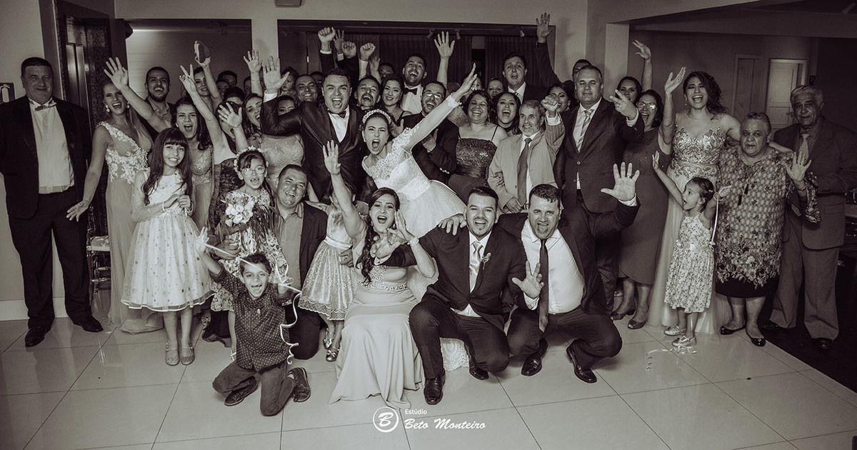 Casamento - Pré-Casamento - Pré-wedding - Trash the dress - Book de casal - Sessão de noivos - Estúdio Beto Monteiro - Curitiba - Deucher Hall - Buffet Deucher - Patricia Stocco e Thomas Maurilio - fotografo de casamento