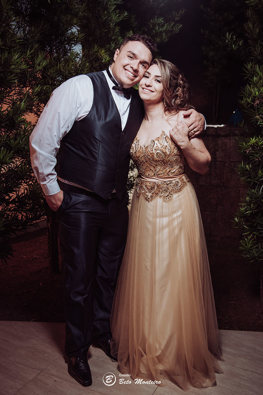Casamento - Pré-Casamento - Pré-wedding - Trash the dress - Book de casal - Sessão de noivos - Estúdio Beto Monteiro - Curitiba - Deucher Hall - Buffet Deucher - Patricia Stocco e Thomas Maurilio - fotografo de casamento