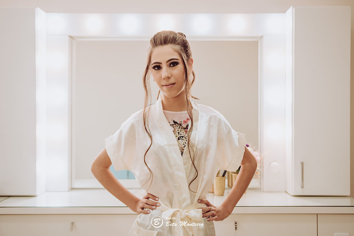 Aniversário de 15 anos - Cobertura fotografica - Cobertura de filmagem - Foto e Filmagem de 15 anos - Debutante - Estúdio Beto Monteiro - Curitiba - fotografo de 15 anos - ohana restaurante - Ananda lima makeup - pink cerimonial