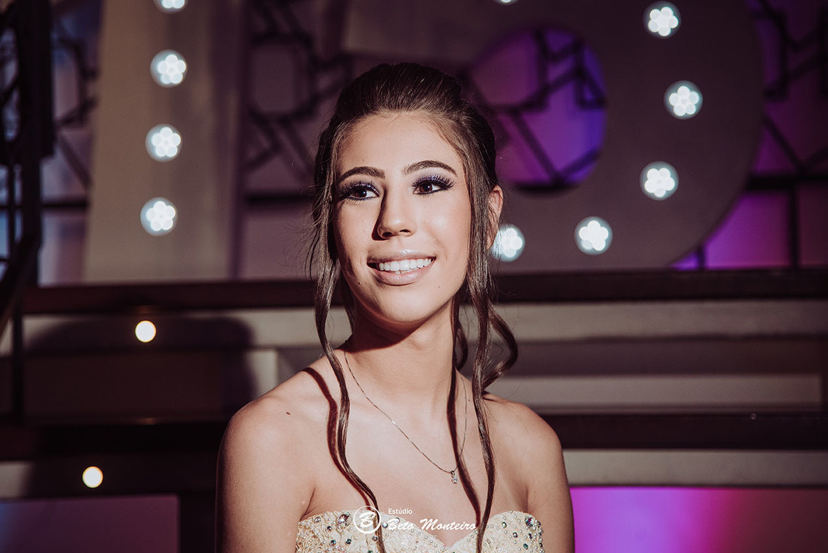 Aniversário de 15 anos - Cobertura fotografica - Cobertura de filmagem - Foto e Filmagem de 15 anos - Debutante - Estúdio Beto Monteiro - Curitiba - fotografo de 15 anos - ohana restaurante - Ananda lima makeup - pink cerimonial