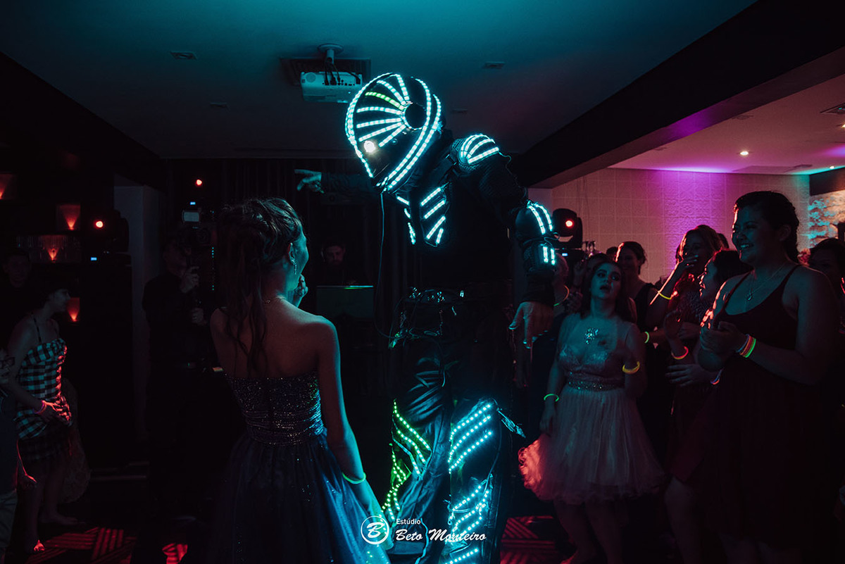 Aniversário de 15 anos - Cobertura fotografica - Cobertura de filmagem - Foto e Filmagem de 15 anos - Debutante - Estúdio Beto Monteiro - Curitiba - fotografo de 15 anos - ohana restaurante - Ananda lima makeup - pink cerimonial