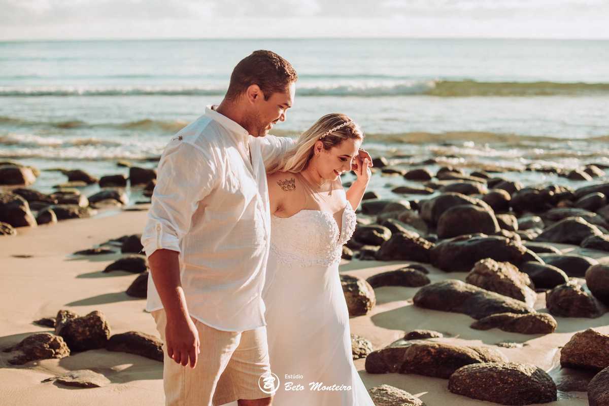 Casamento - Wedding - Pré-Casamento - Cobertura de casamento - foto e filmagem de casamento - Wedding Day - Pré-Wedding - Trash the dress - Estúdio Beto Monteiro - Curitiba - bombinhas - balneario camboriu - casal de branco