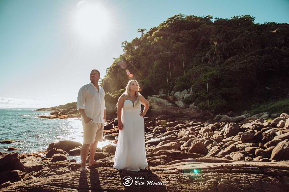 Casamento - Wedding - Pré-Casamento - Cobertura de casamento - foto e filmagem de casamento - Wedding Day - Pré-Wedding - Trash the dress - Estúdio Beto Monteiro - Curitiba - bombinhas - balneario camboriu - casal de branco