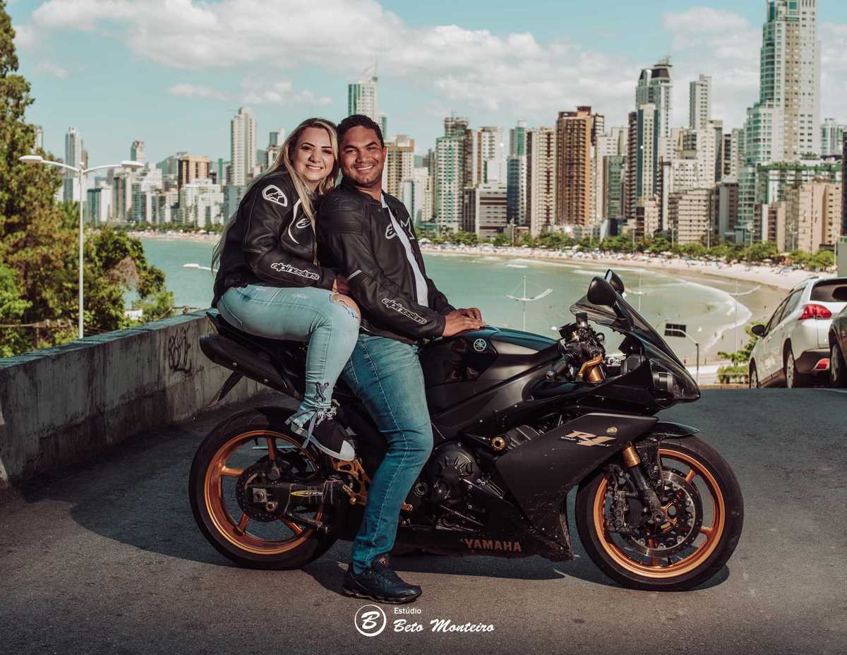 Casamento - Wedding - Pré-Casamento - Cobertura de casamento - foto e filmagem de casamento - Wedding Day - Pré-Wedding - Trash the dress - Estúdio Beto Monteiro - Curitiba - bombinhas - balneario camboriu - casal de branco