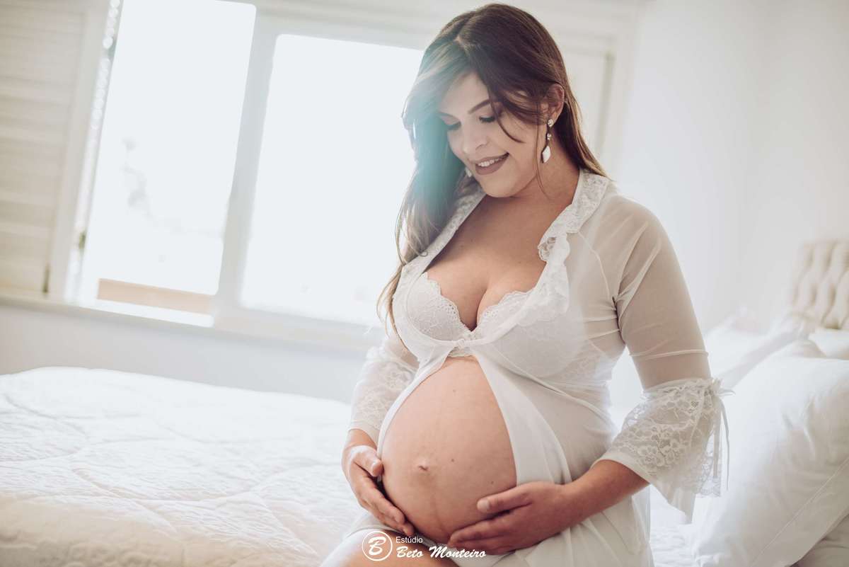 Laura Monteiro e Kleber - Isabela - Book Gestante e Familia em Curitiba - Book de gestante lifestyle - Fotos ao ar livre - Grávida - Gestação - Estudio Beto Monteiro - casa donaire - lifestyle