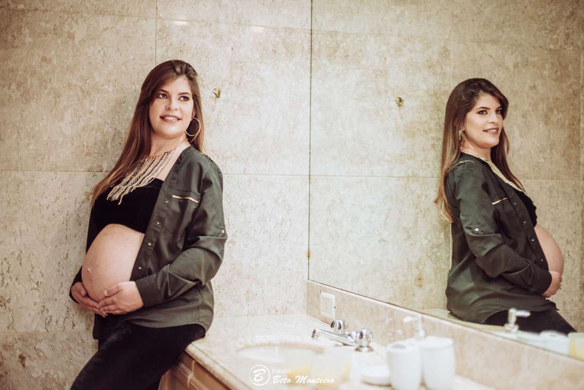 Laura Monteiro e Kleber - Isabela - Book Gestante e Familia em Curitiba - Book de gestante lifestyle - Fotos ao ar livre - Grávida - Gestação - Estudio Beto Monteiro - casa donaire - lifestyle
