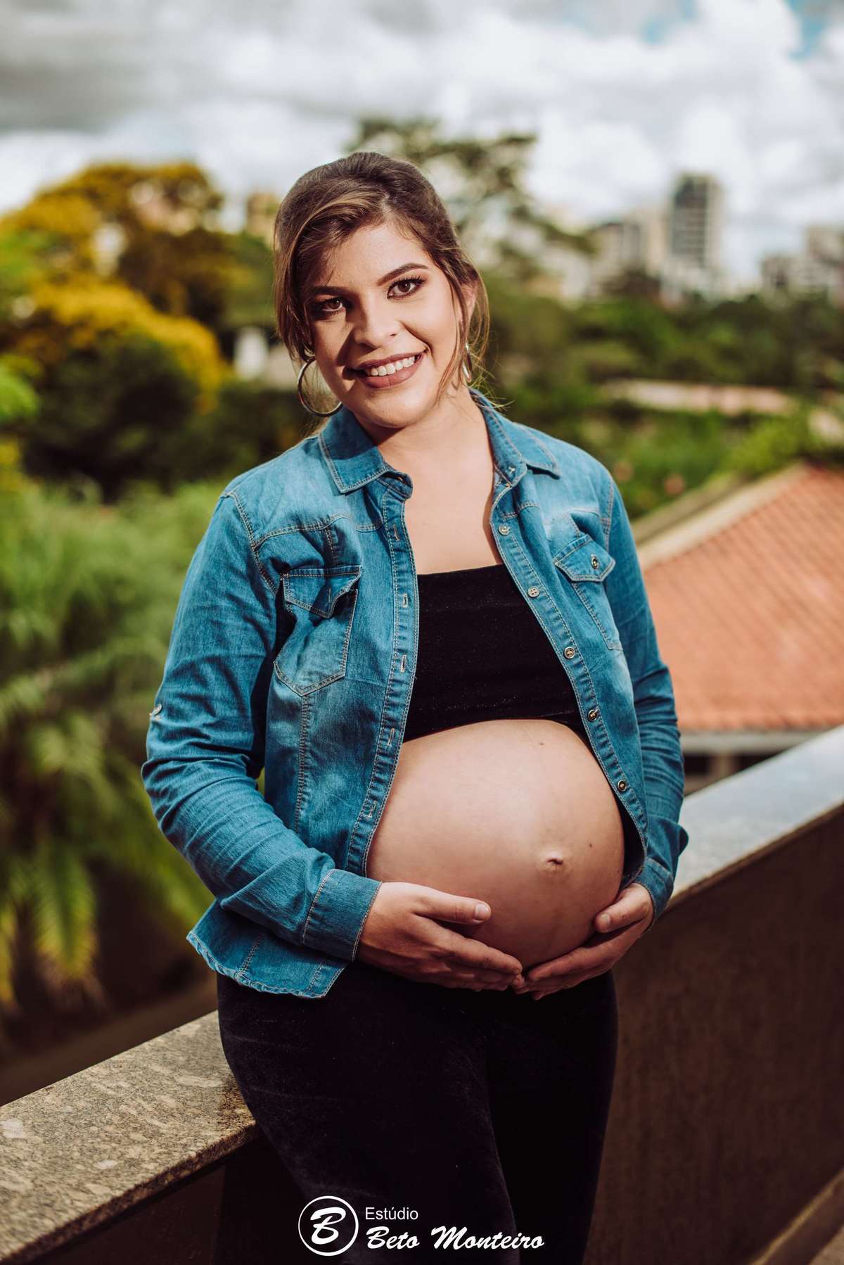 Laura Monteiro e Kleber - Isabela - Book Gestante e Familia em Curitiba - Book de gestante lifestyle - Fotos ao ar livre - Grávida - Gestação - Estudio Beto Monteiro - casa donaire - lifestyle