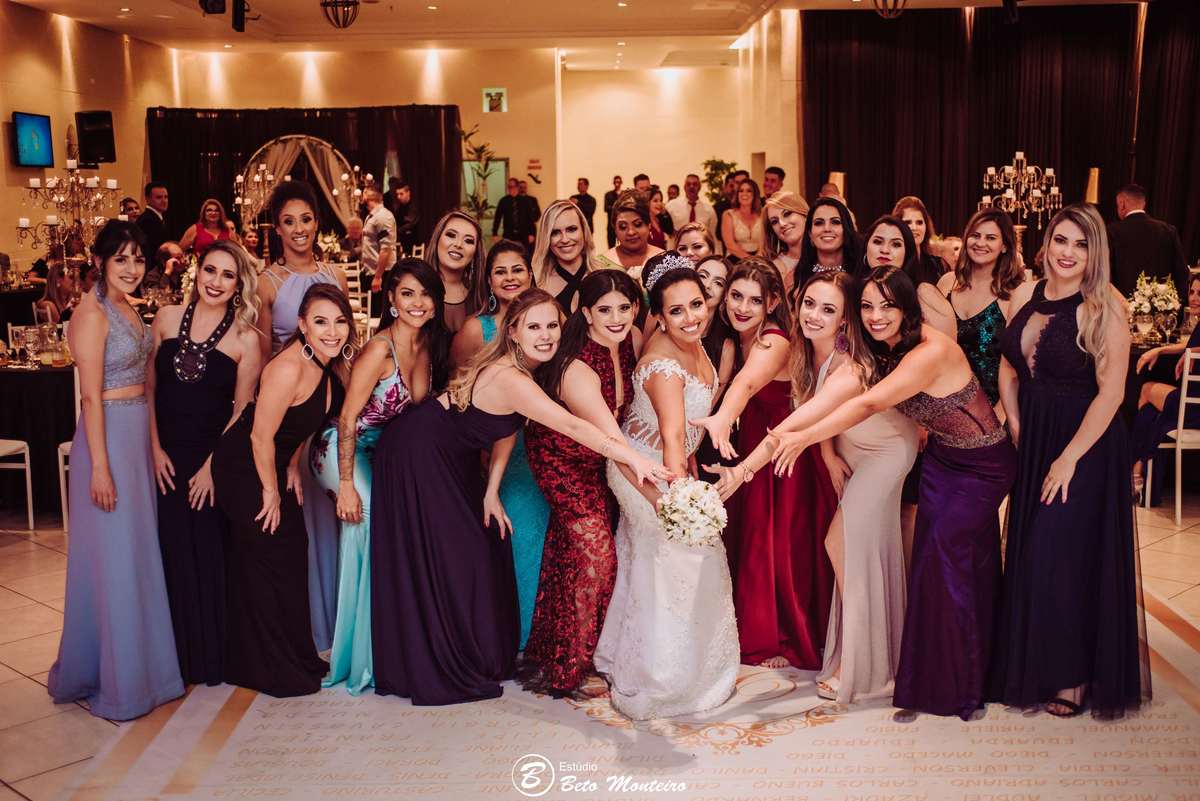 Casamento - Wedding - Pré-Casamento - Cobertura de casamento - foto e filmagem de casamento - Wedding Day - Pré-Wedding - Trash the dress - Estúdio Beto Monteiro - Curitiba - Siciliano - Isabel Cerimonialista - Priscilla e Denis - Hotel ibis