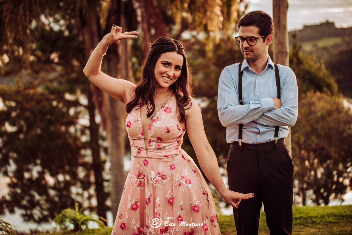 videos de casamento - filmagem - casamento - cinegrafista - videomaker - filmmaker - clipe - wedding - produtora - curitiba - estudio beto monteiro - casal - pre casamento - pre wedding - chacara laggus - thais e felipe - vestido rosa