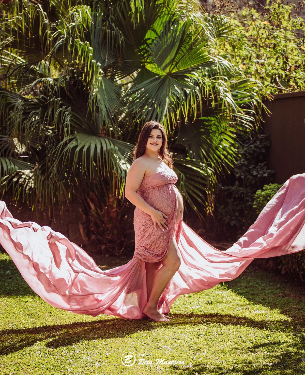 Karine Granza - Gelson - Theo - Book Gestante e Familia em Curitiba - Book de gestante lifestyle - Fotos ao ar livre - Grávida - Gestação - Estudio Beto Monteiro - casa donaire - lifestyle