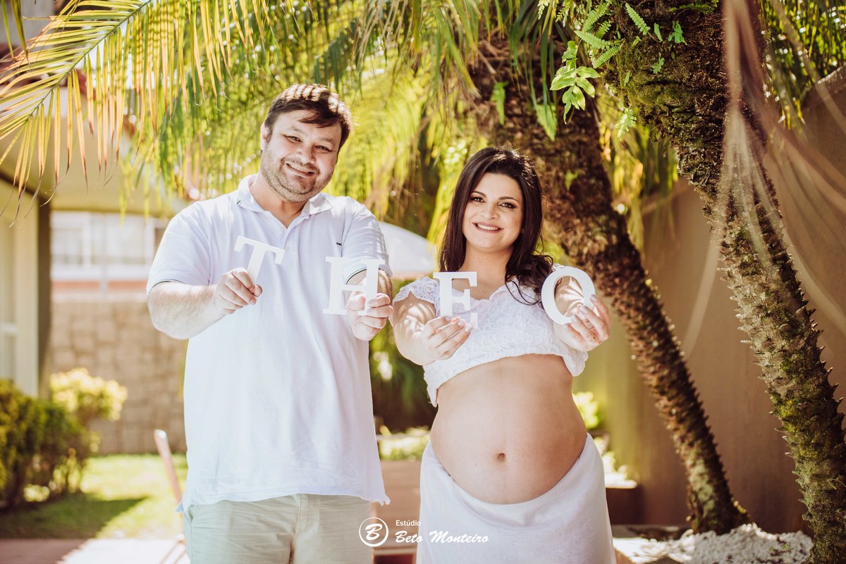 Karine Granza - Gelson - Theo - Book Gestante e Familia em Curitiba - Book de gestante lifestyle - Fotos ao ar livre - Grávida - Gestação - Estudio Beto Monteiro - casa donaire - lifestyle