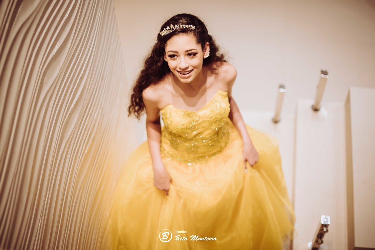 Aniversário de 15 anos - Cobertura fotografica - Cobertura de filmagem - Foto e Filmagem de 15 anos - Debutante - Estúdio Beto Monteiro - Curitiba - fotografo de 15 anos - sessao de fotos - book de fotos - book de 15 anos - espaço torres - luara