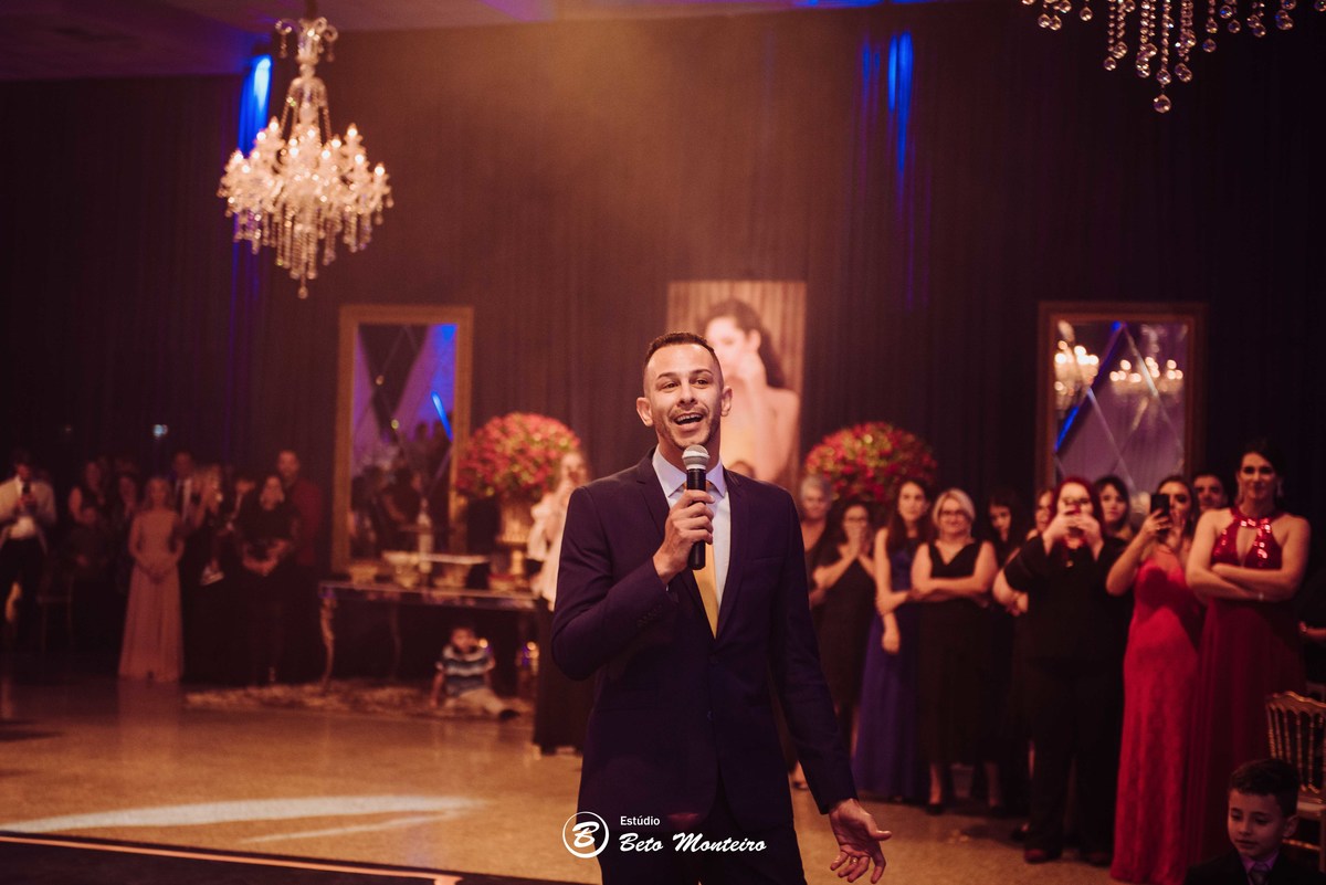 Aniversário de 15 anos - Cobertura fotografica - Cobertura de filmagem - Foto e Filmagem de 15 anos - Debutante - Estúdio Beto Monteiro - Curitiba - fotografo de 15 anos - sessao de fotos - book de fotos - book de 15 anos - espaço torres - luara