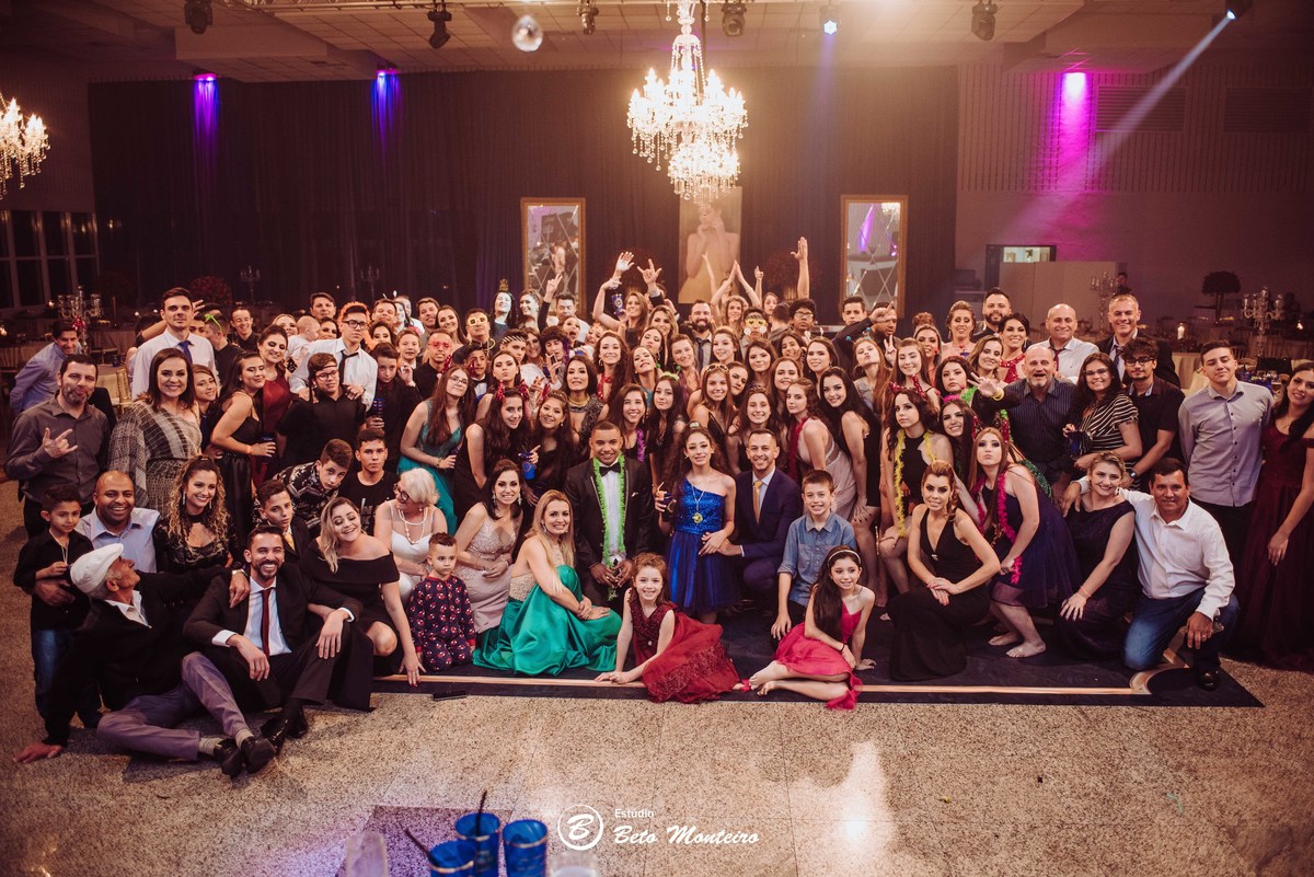 Aniversário de 15 anos - Cobertura fotografica - Cobertura de filmagem - Foto e Filmagem de 15 anos - Debutante - Estúdio Beto Monteiro - Curitiba - fotografo de 15 anos - sessao de fotos - book de fotos - book de 15 anos - espaço torres - luara