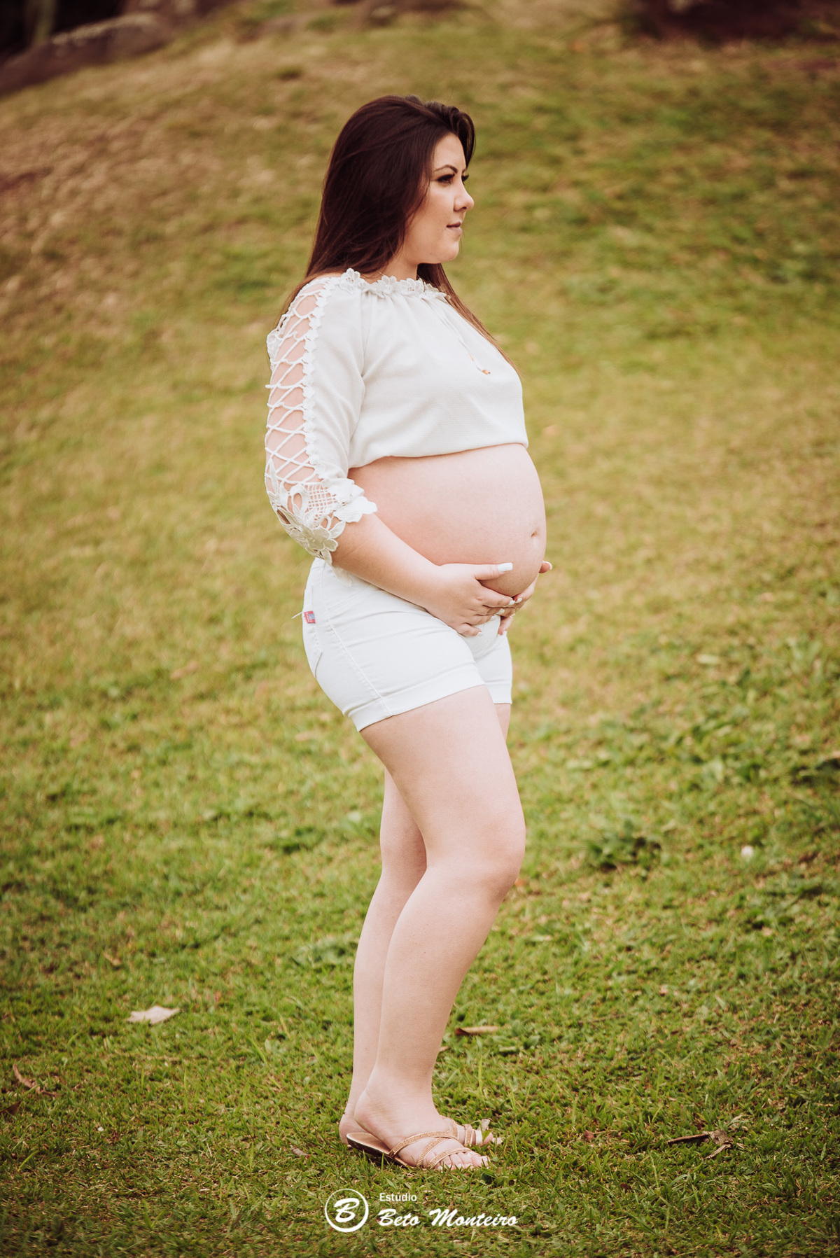 Book Gestante e Familia em Curitiba - Book de gestante lifestyle - Fotos ao ar livre - Grávida - Gestação - Estudio Beto Monteiro - jardim botanico - leticia e ronald