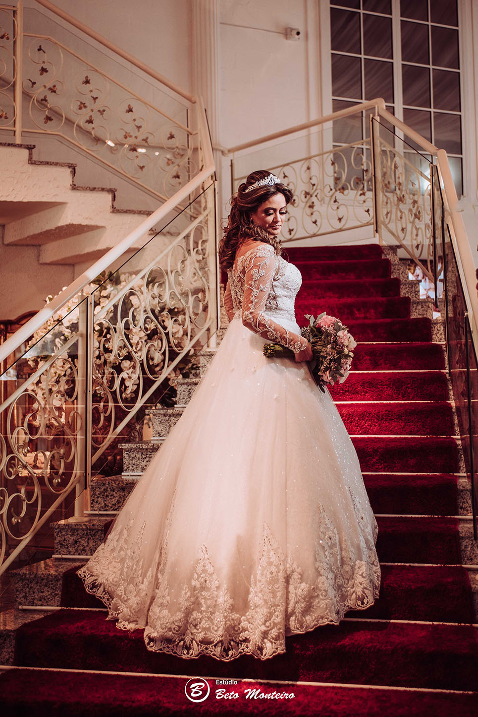 fotografo de casamento - fotografia - videos de casamento - filmagem - casamento - cinegrafista - filmmaker - wedding - produtora - curitiba - estudio beto monteiro - casal - castello reale - angela e sandro junior - sol cerimonialista