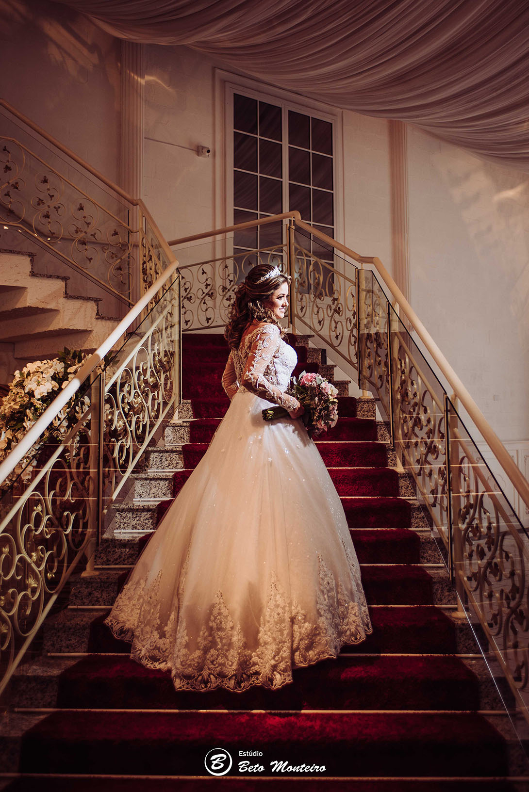 fotografo de casamento - fotografia - videos de casamento - filmagem - casamento - cinegrafista - filmmaker - wedding - produtora - curitiba - estudio beto monteiro - casal - castello reale - angela e sandro junior - sol cerimonialista