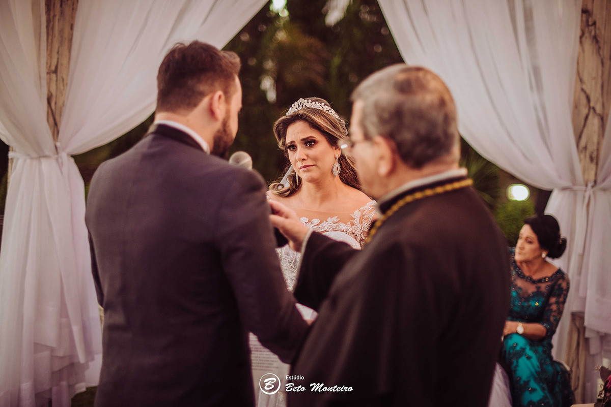 fotografo de casamento - fotografia - videos de casamento - filmagem - casamento - cinegrafista - filmmaker - wedding - produtora - curitiba - estudio beto monteiro - casal - castello reale - angela e sandro junior - sol cerimonialista