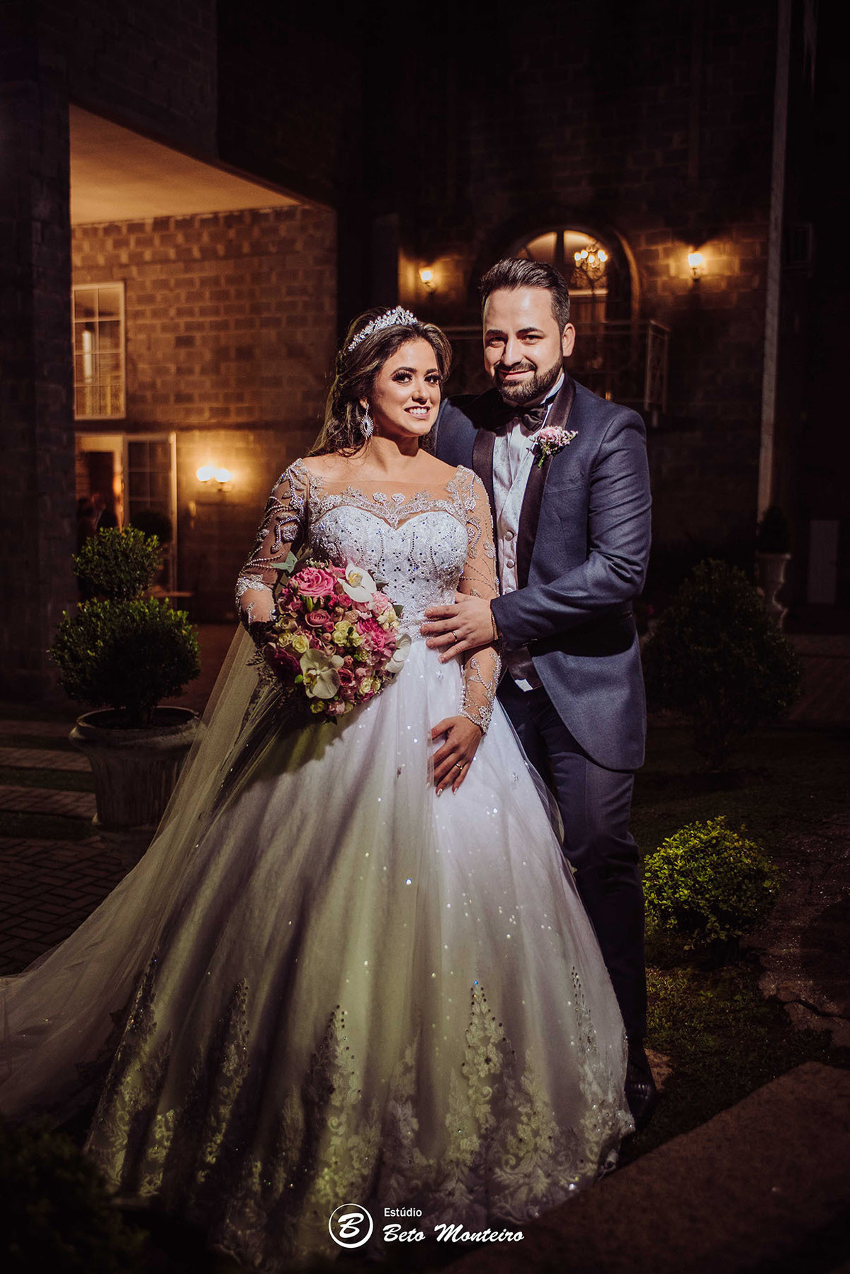 fotografo de casamento - fotografia - videos de casamento - filmagem - casamento - cinegrafista - filmmaker - wedding - produtora - curitiba - estudio beto monteiro - casal - castello reale - angela e sandro junior - sol cerimonialista