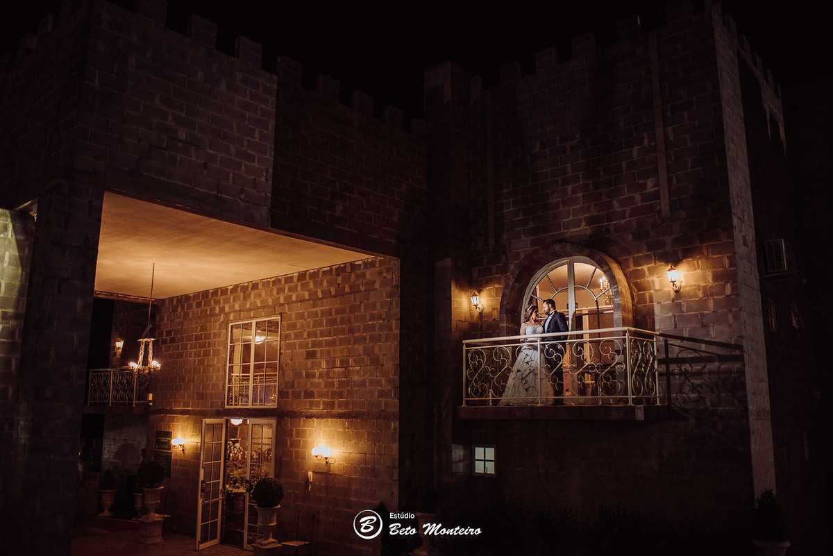fotografo de casamento - fotografia - videos de casamento - filmagem - casamento - cinegrafista - filmmaker - wedding - produtora - curitiba - estudio beto monteiro - casal - castello reale - angela e sandro junior - sol cerimonialista