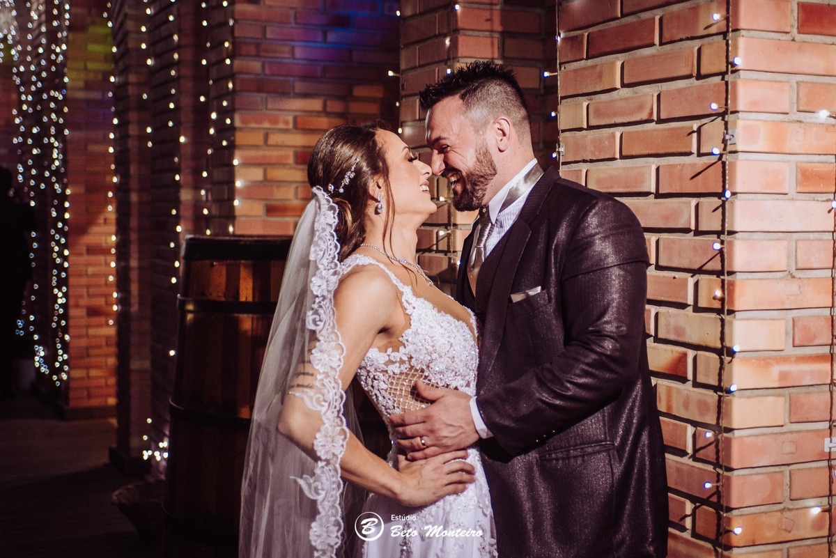 fotografo de casamento - fotografia - videos de casamento - filmagem - casamento - cinegrafista - filmmaker - wedding - produtora - curitiba - estudio beto monteiro - casal - porta romana - andressa e diogo - sol cerimonialista - paroquia perpetuo socorro