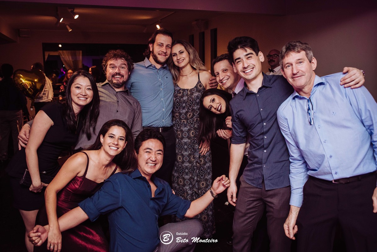 Aline e Sidarta - Bodas - de estanho - Deucher Hall - Buffet - Casamento - Wedding - Pré-Casamento - Cobertura de casamento - filmagem de casamento Curitiba - Pré-Wedding - fotógrafo de casamento Curitiba - Estúdio Beto Monteiro