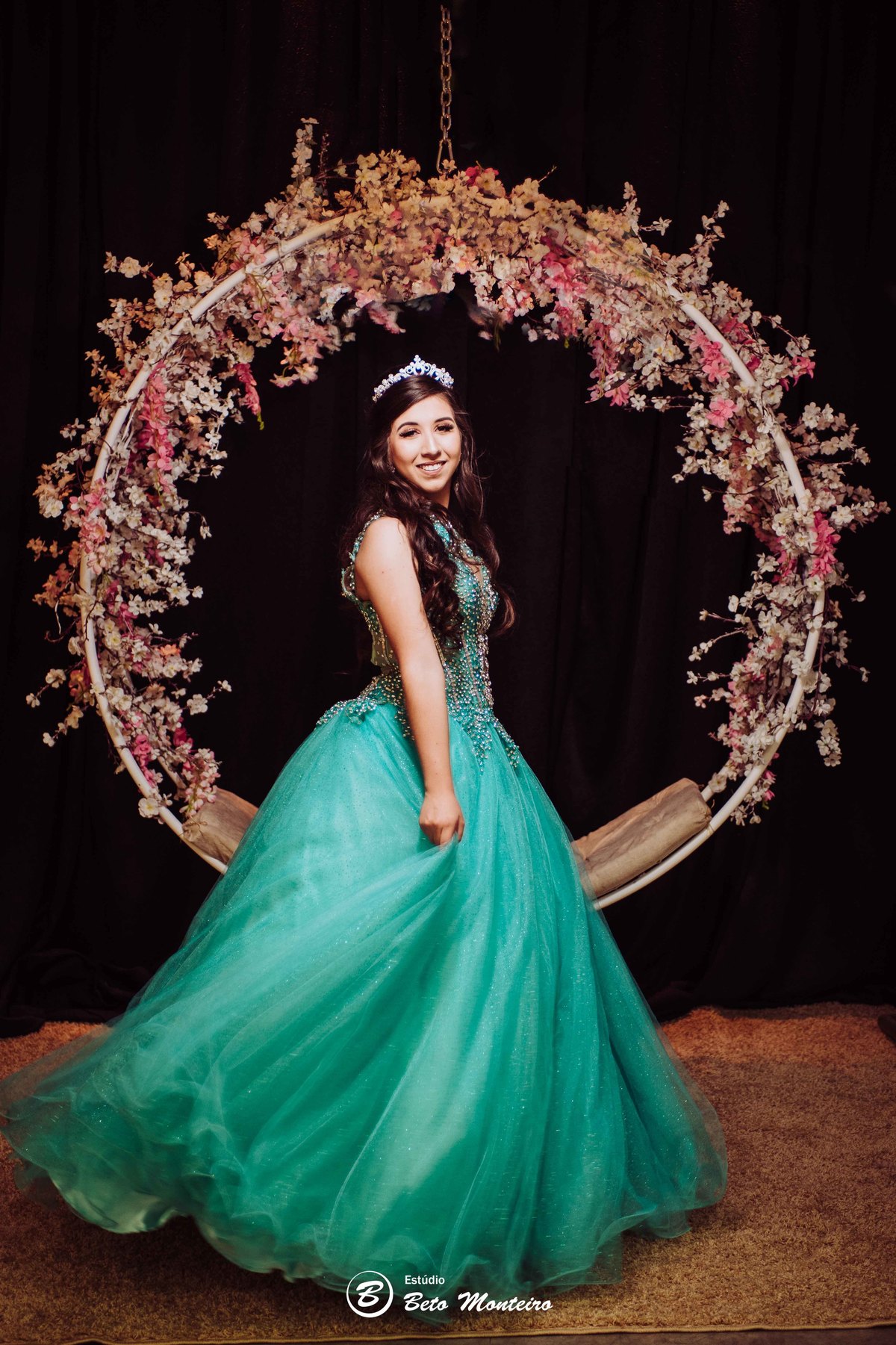 Aniversário de 15 anos - Cobertura fotografica - Cobertura de filmagem - Foto e Filmagem de 15 anos - Debutante - Estúdio Beto Monteiro - Curitiba - fotografo de 15 anos - sessao de fotos - book de fotos - book de 15 anos - fotografo - espaço copa jessyka