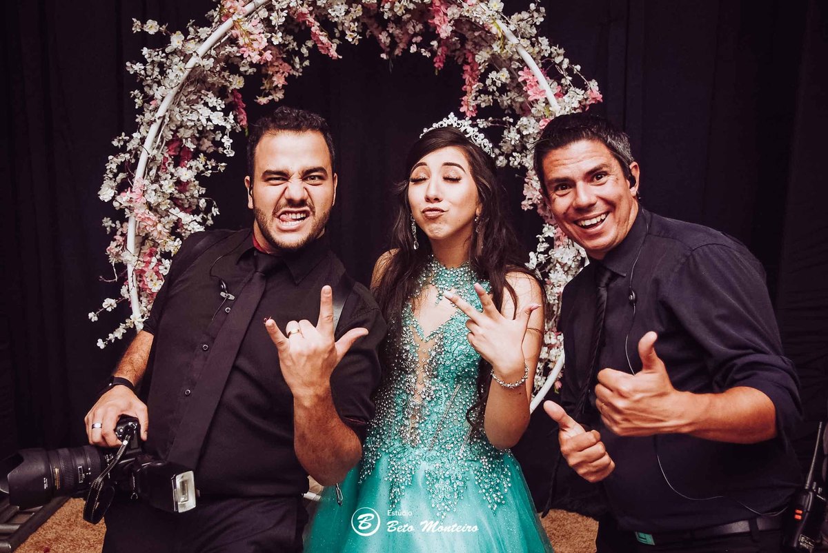 Aniversário de 15 anos - Cobertura fotografica - Cobertura de filmagem - Foto e Filmagem de 15 anos - Debutante - Estúdio Beto Monteiro - Curitiba - fotografo de 15 anos - sessao de fotos - book de fotos - book de 15 anos - fotografo - espaço copa jessyka