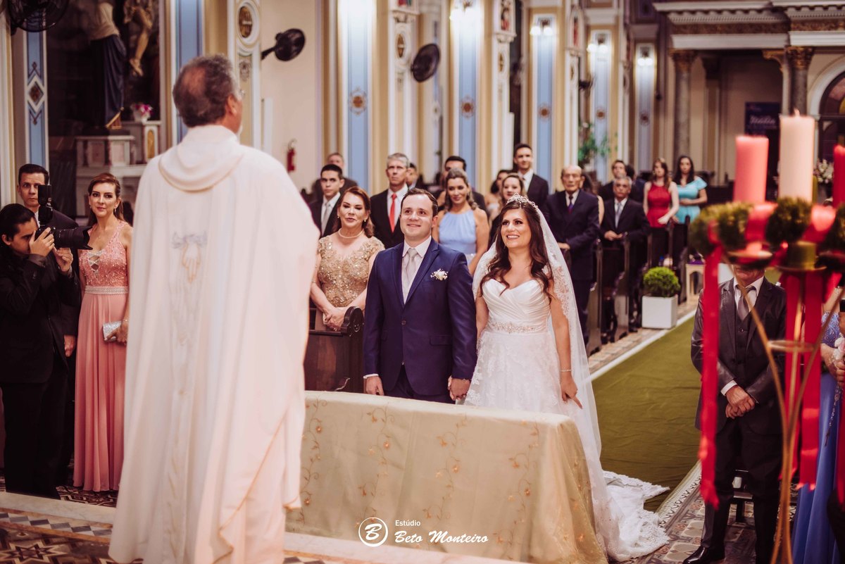 karine e luis felipe - fotografo de casamento - fotografia - videos de casamento - filmagem - casamento - cinegrafista - filmmaker - wedding - produtora - curitiba - estudio beto monteiro - casal - coco bambu - capuchinhos - fontaine salon