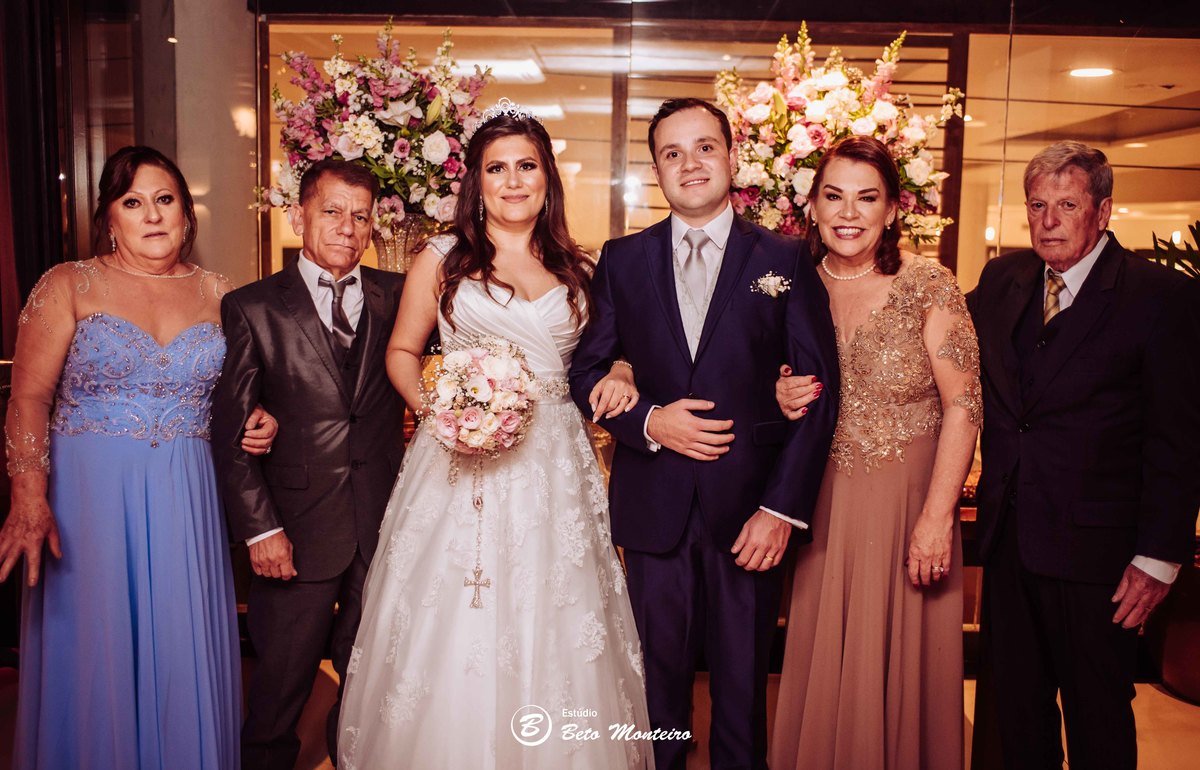 karine e luis felipe - fotografo de casamento - fotografia - videos de casamento - filmagem - casamento - cinegrafista - filmmaker - wedding - produtora - curitiba - estudio beto monteiro - casal - coco bambu - capuchinhos - fontaine salon