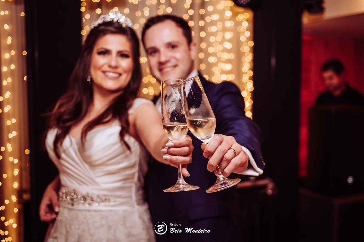 karine e luis felipe - fotografo de casamento - fotografia - videos de casamento - filmagem - casamento - cinegrafista - filmmaker - wedding - produtora - curitiba - estudio beto monteiro - casal - coco bambu - capuchinhos - fontaine salon