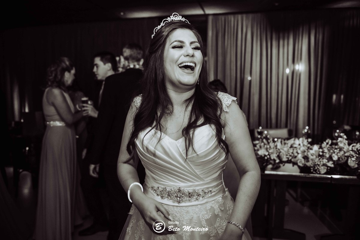 karine e luis felipe - fotografo de casamento - fotografia - videos de casamento - filmagem - casamento - cinegrafista - filmmaker - wedding - produtora - curitiba - estudio beto monteiro - casal - coco bambu - capuchinhos - fontaine salon