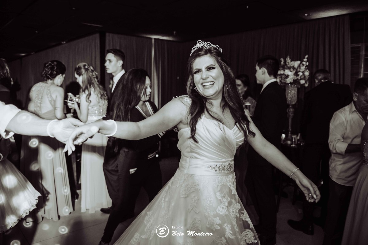 karine e luis felipe - fotografo de casamento - fotografia - videos de casamento - filmagem - casamento - cinegrafista - filmmaker - wedding - produtora - curitiba - estudio beto monteiro - casal - coco bambu - capuchinhos - fontaine salon