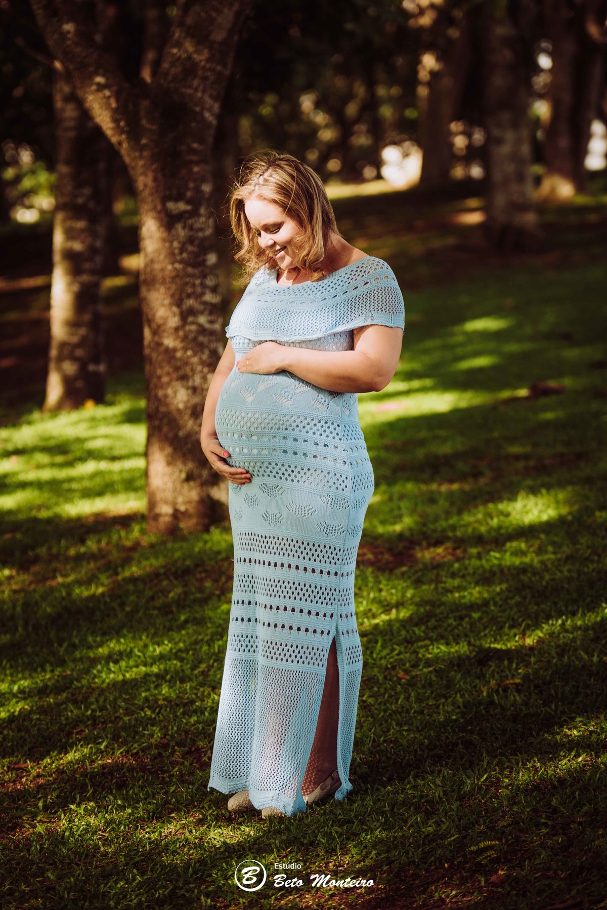 Book Gestante e Familia em Curitiba - Book de gestante lifestyle - Fotos ao ar livre - Grávida - Gestação - Estudio Beto Monteiro - jardim botanico - barbara couto - dione
