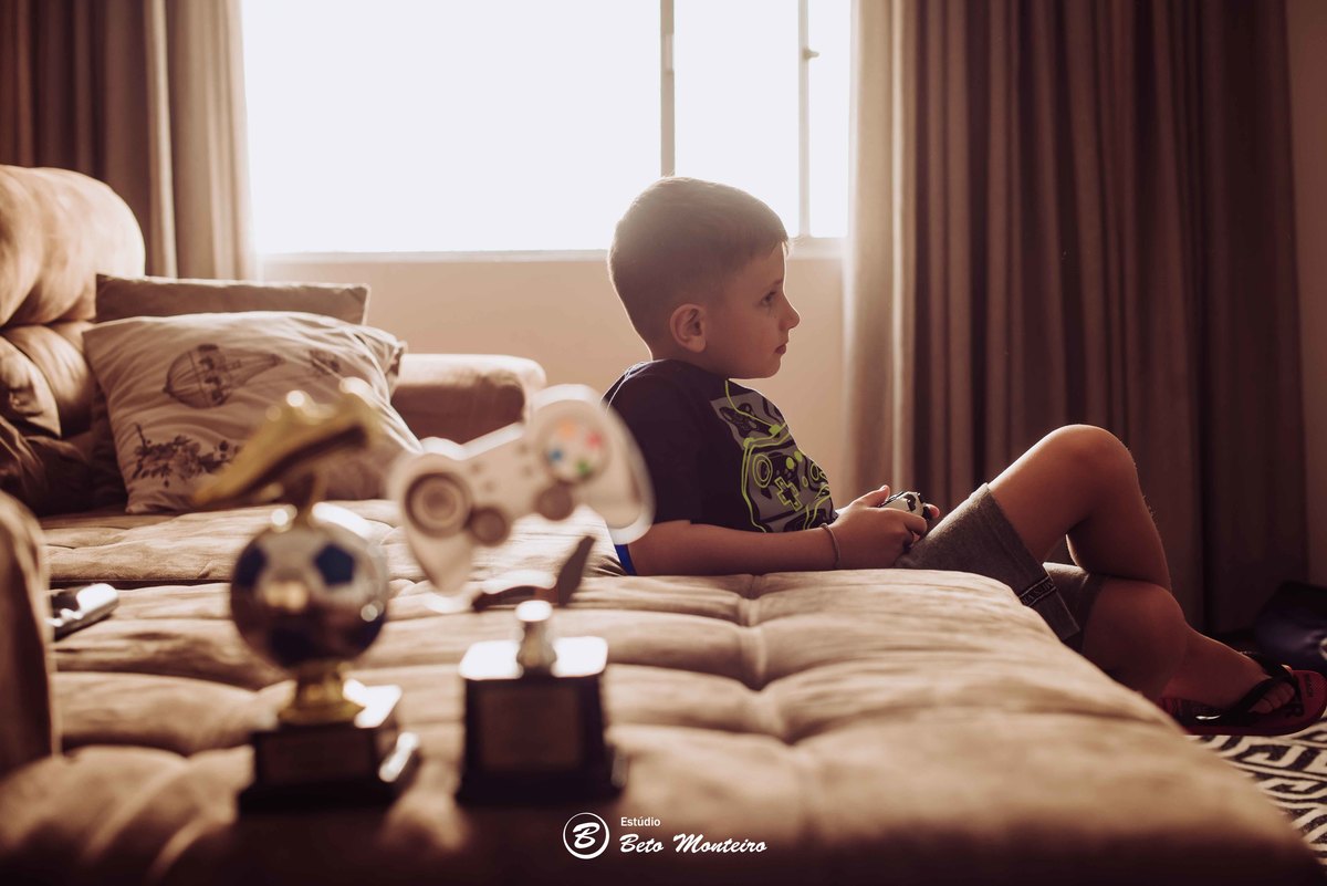 Book Gestante e Familia em Curitiba - Book de gestante lifestyle - Fotos ao ar livre - Grávida - Gestação - Estudio Beto Monteiro - life style - Michelle Miotto - Família - Cachorro