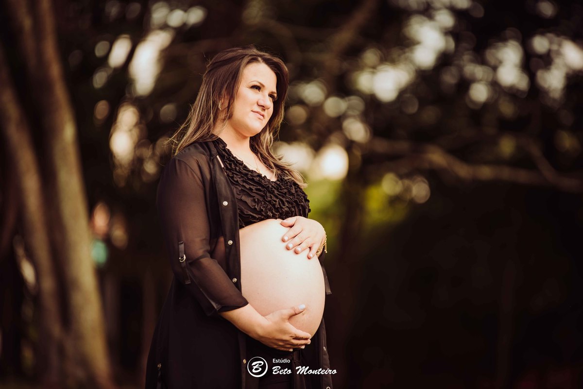 Book Gestante e Familia em Curitiba - Book de gestante lifestyle - Fotos ao ar livre - Grávida - Gestação - Estudio Beto Monteiro - life style - Michelle Miotto - Família - Cachorro