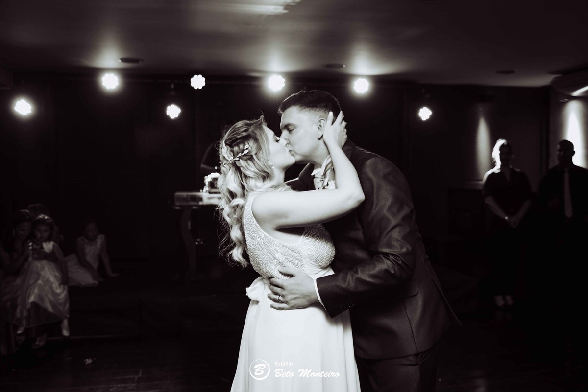 fotografo de casamento - fotografia - videos de casamento - filmagem - casamento - cinegrafista - filmmaker - wedding - produtora - curitiba - estudio beto monteiro - casal - tatyana e marcelo - confraria aeder - helena portez