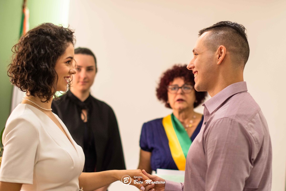 fotografo de casamento - fotografia - videos de casamento - filmagem - casamento - cinegrafista - filmmaker - wedding - produtora - curitiba - estudio beto monteiro - casal - karol martins e ivan - cartorio